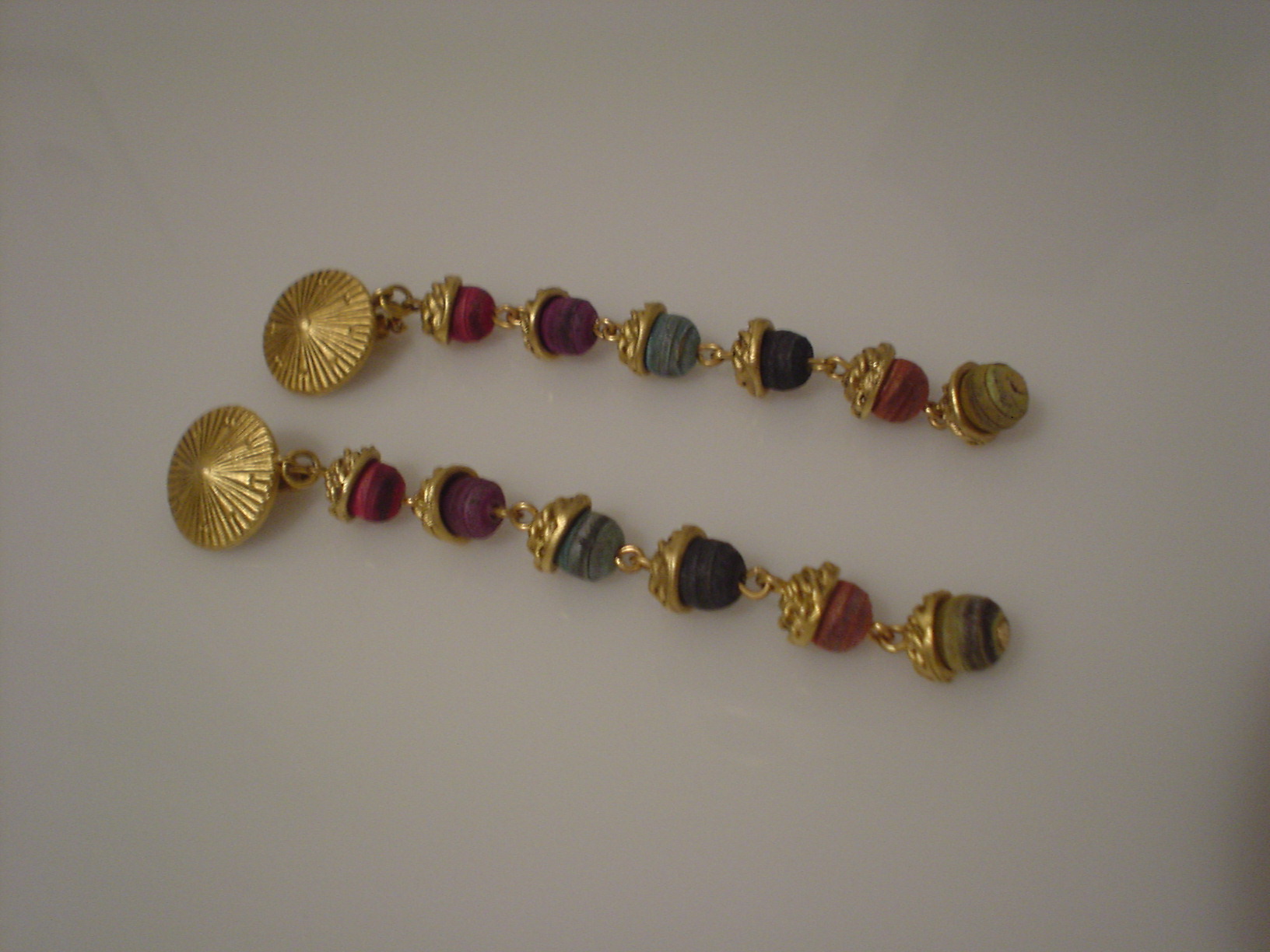 475 2